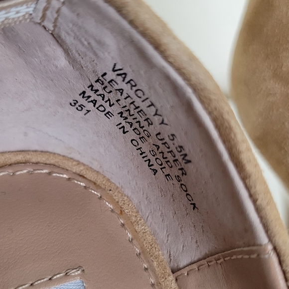 Steve Madden Varcityy Tan Suede Heels Size 5.5M - Picture 6 of 6